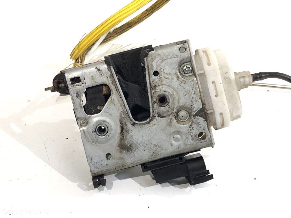 ZAMEK DRZWI PRAWY PRZÓD - 49.00 PLN - AUDI A3 (8L1) 1996 - 2006 1.9 TDI quattro 96 kW [130 KM] olej - 1