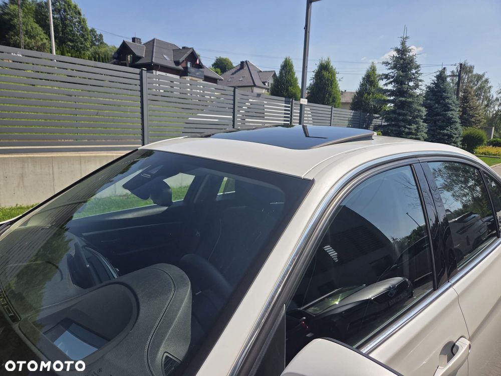BMW Seria 3 320d Efficient Dynamic Edition Luxury Line - 9