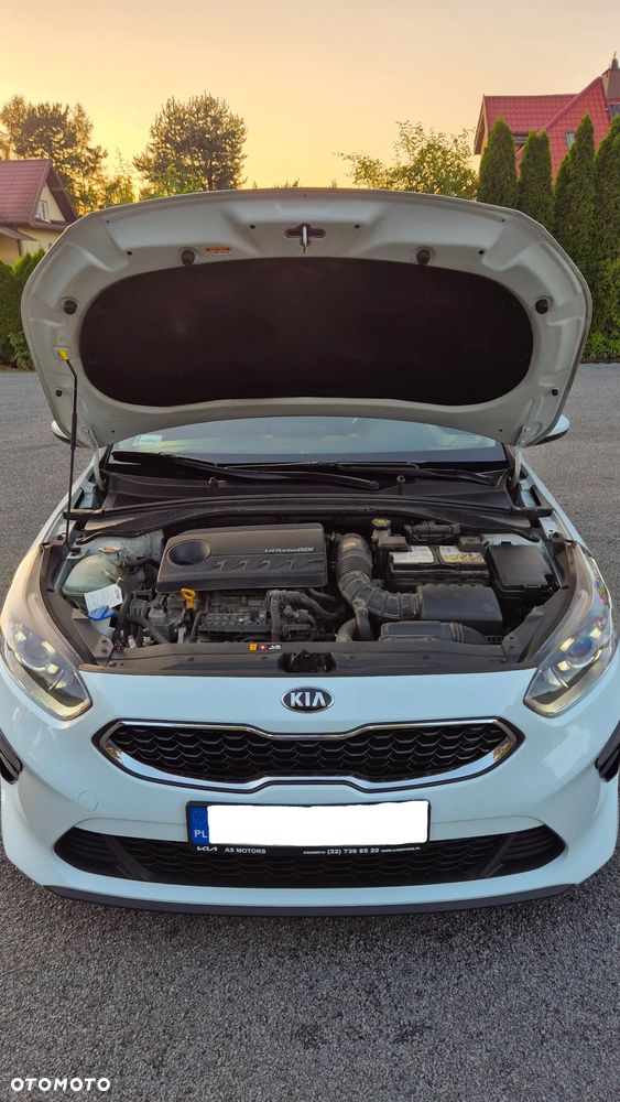 Kia Ceed - 30