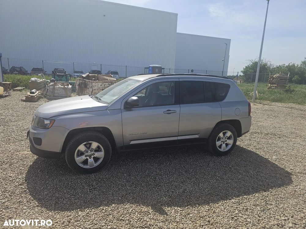 Jeep Compass - 2