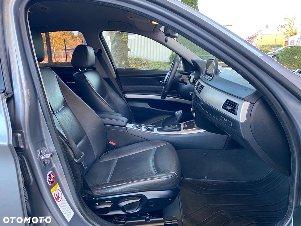 BMW Seria 3 - 23