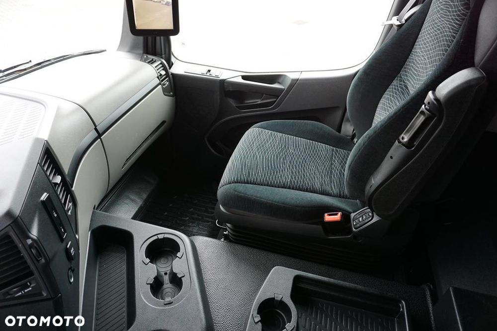 Mercedes-Benz ACTROS / 1830 / E 6 / MP 5 / KONTENER + WINDA / 16 PALET - 40