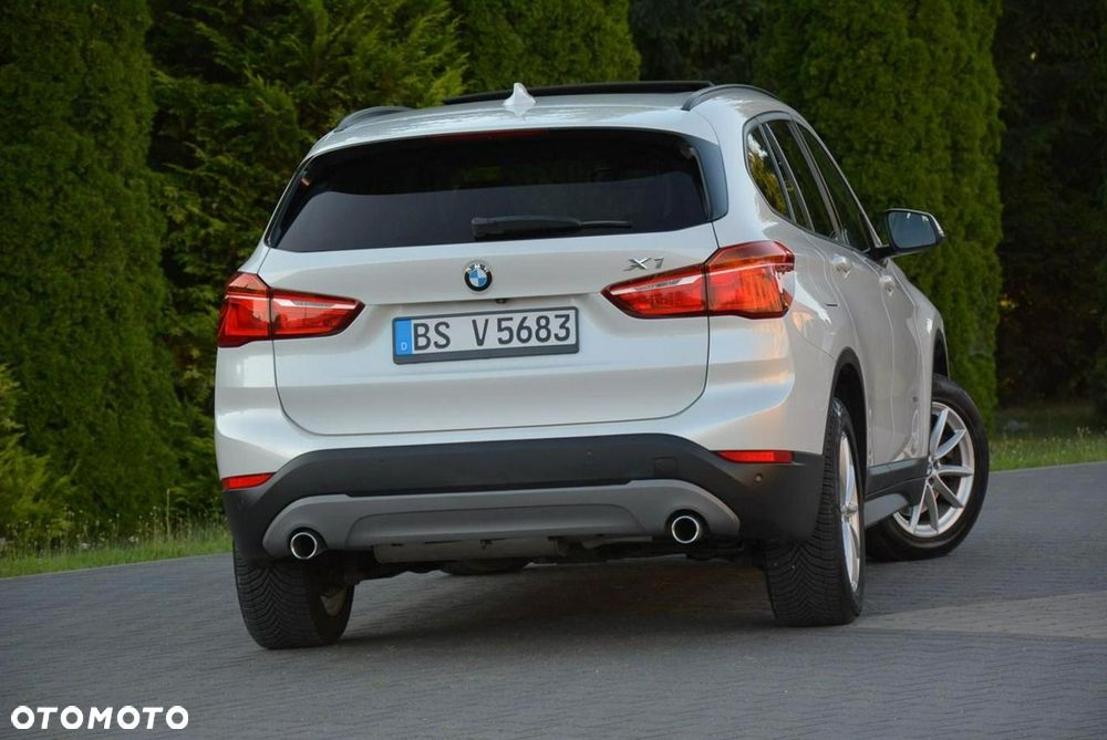 BMW X1 xDrive20d Advantage - 13