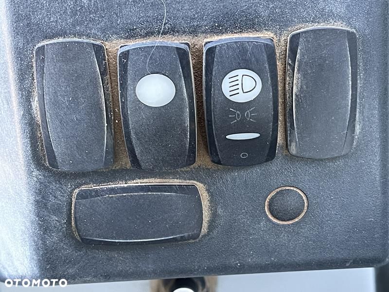 Caterpillar 428 F , rok 2012 - 10