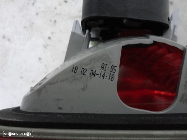 Farolim Stop Tampa Mala Esq Bmw 3 Touring (E46) - 2