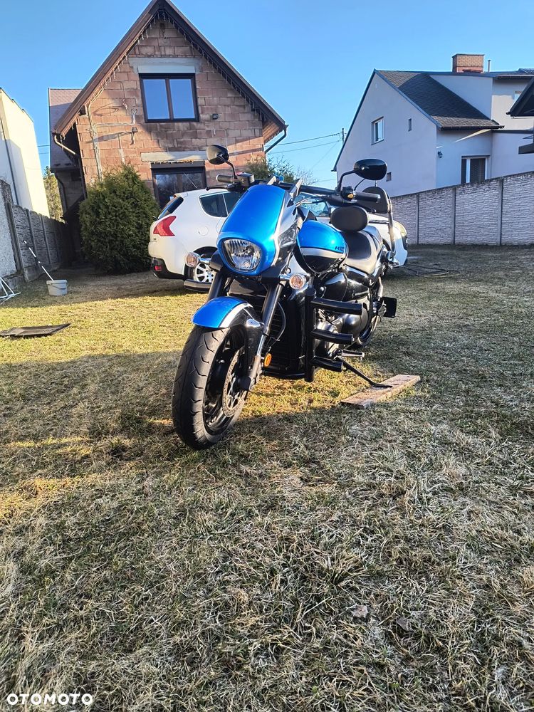 Suzuki Boulevard - 4