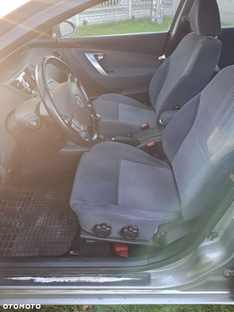 Nissan Primera - 6