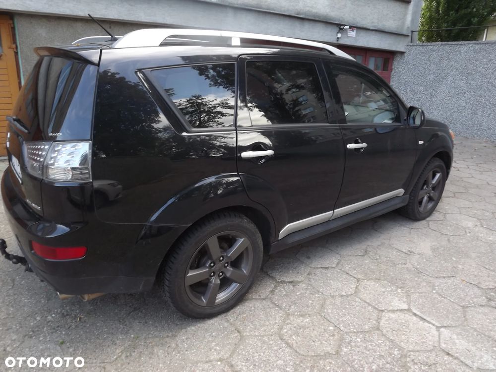 Mitsubishi Outlander 2.4 Instyle CVT - 1