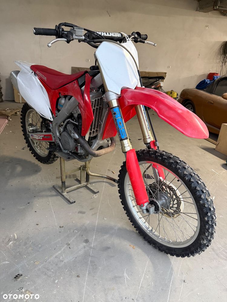 Honda CRF - 1
