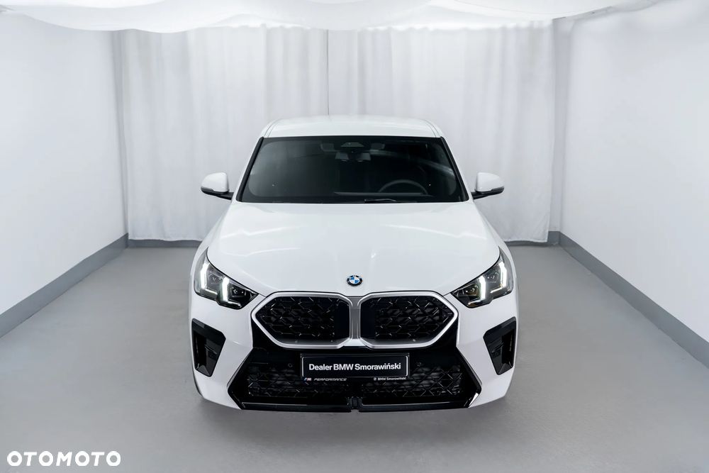 BMW X2 - 12