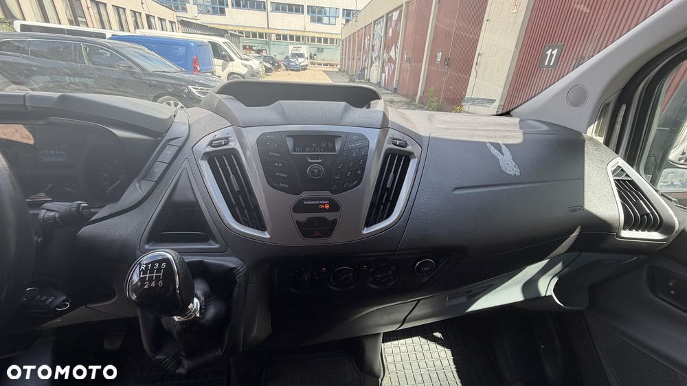 Ford Transit Custom - 11