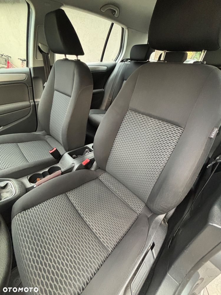 Volkswagen Golf 1.6 Highline - 9
