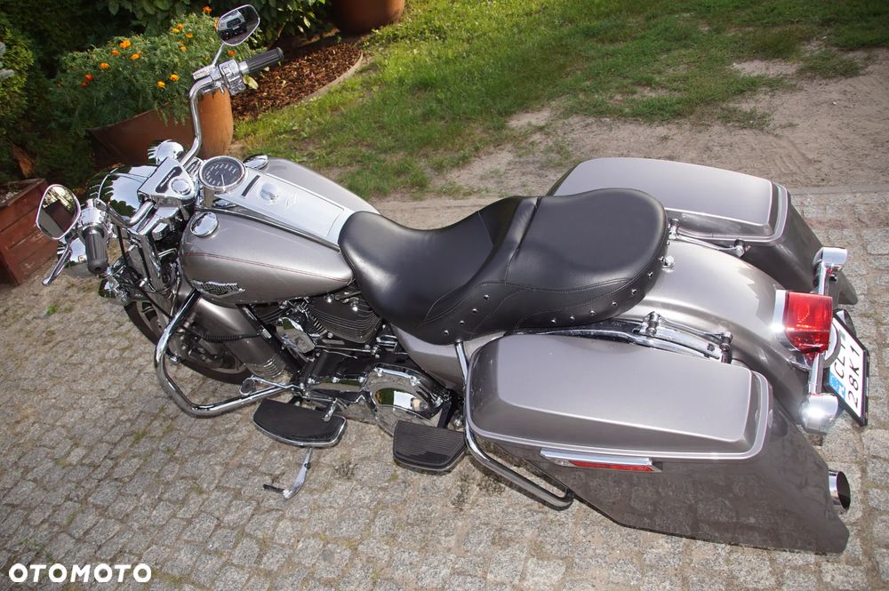 Harley-Davidson Touring Road King - 24