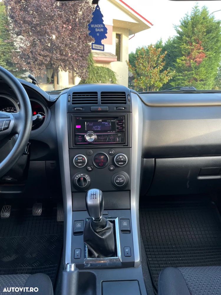 Suzuki Grand Vitara - 12
