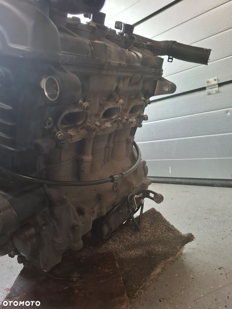 Triumph Speed Triple 1200 silnik engine - 4