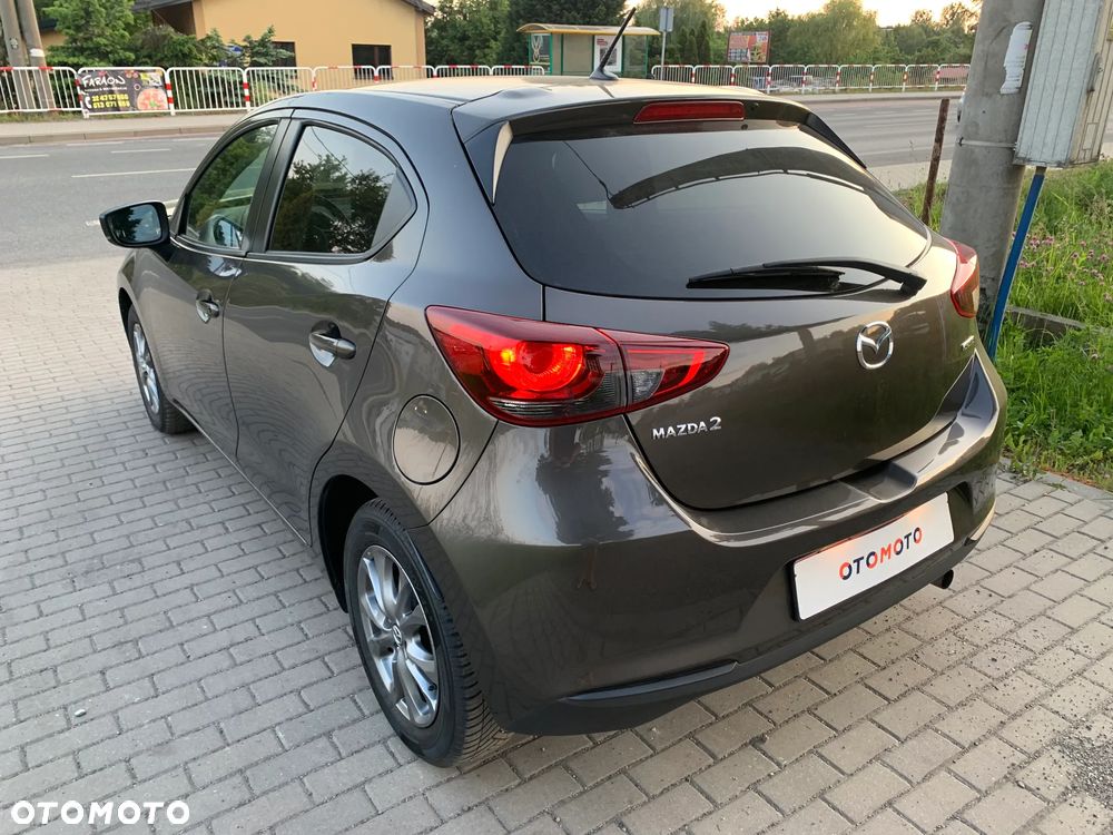 Mazda 2 - 4