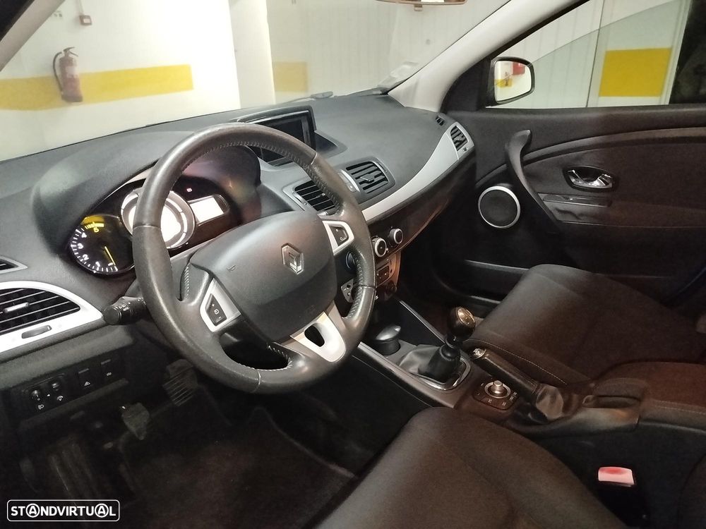 Renault Mégane Sport Tourer 1.5 dCi Dynamique S SS - 10