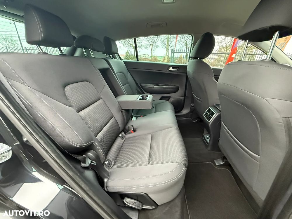 Kia Sportage 1.6 GDI 2WD SPIRIT - 8