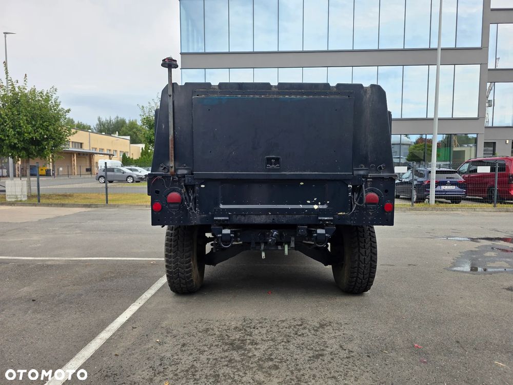 Hummer H1 ver-6-2-v8-luxury - 6