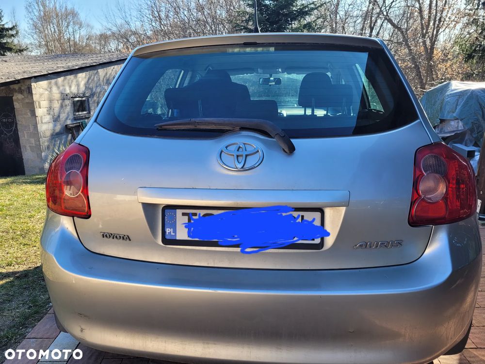 Toyota Auris 1.4 D-4D 2010 - 8