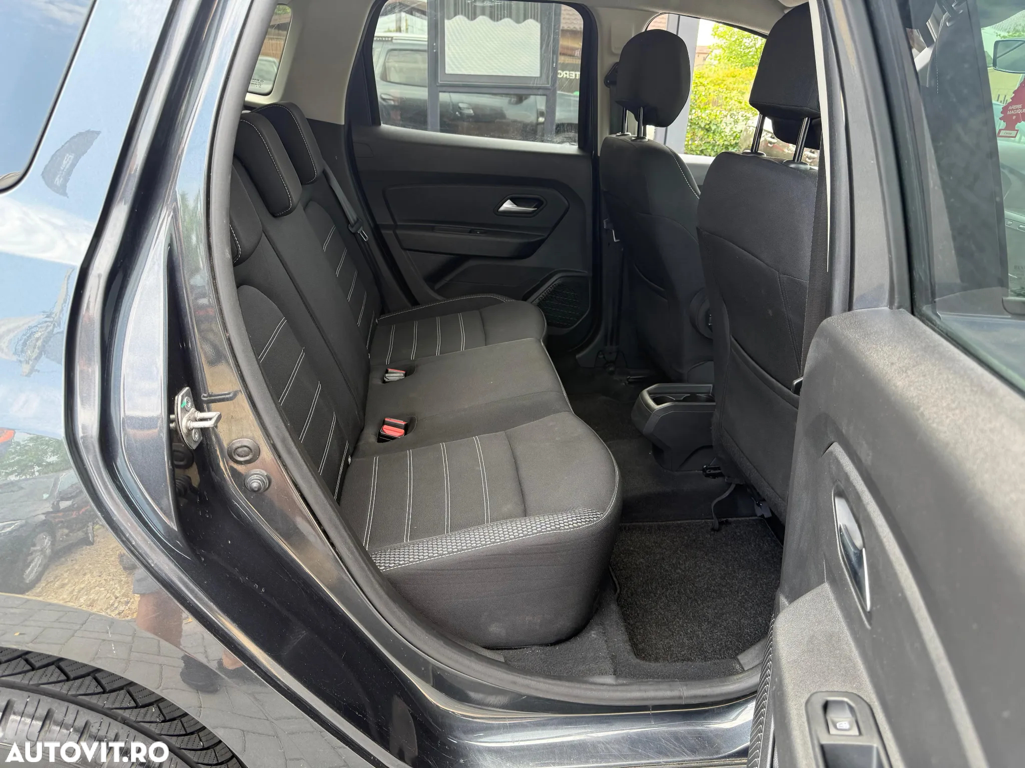Dacia Duster 1.5 Blue dCi Prestige - 8