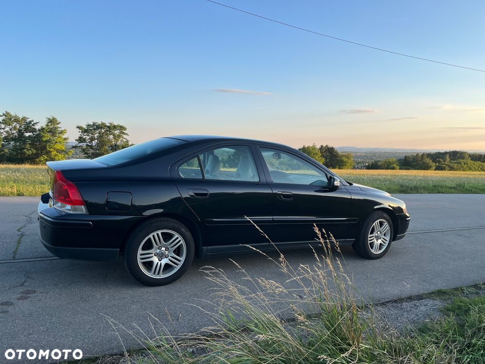 Volvo S60 2.4D Rubin - 7