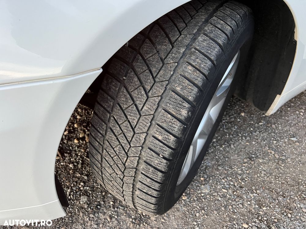 BMW Seria 5 520d Touring Aut. Special Edition - 10