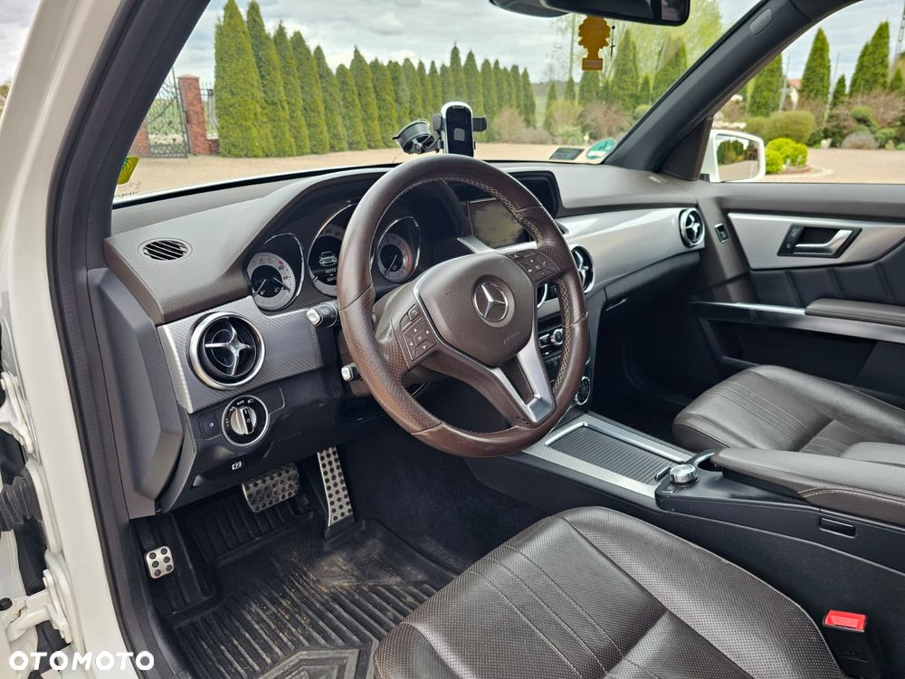 Mercedes-Benz GLK - 15