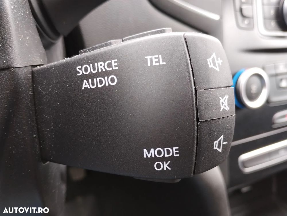 Renault Megane TCe 140 GPF Zen - 13