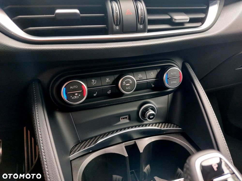 Alfa Romeo Stelvio 2.9 Bi Turbo V6 Quadrifoglio Q4 - 26