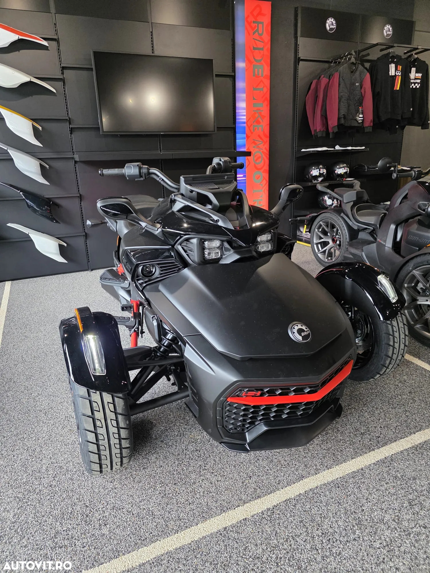 Can-Am Altul - 3