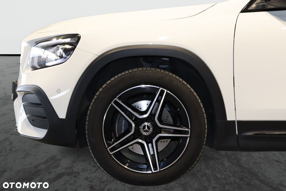 Mercedes-Benz GLB - 7