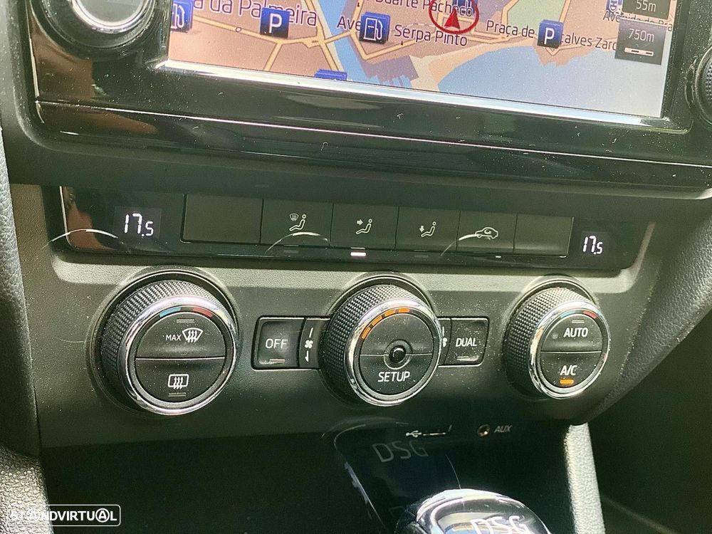 Skoda Octavia 2.0 TDI RS DSG - 22