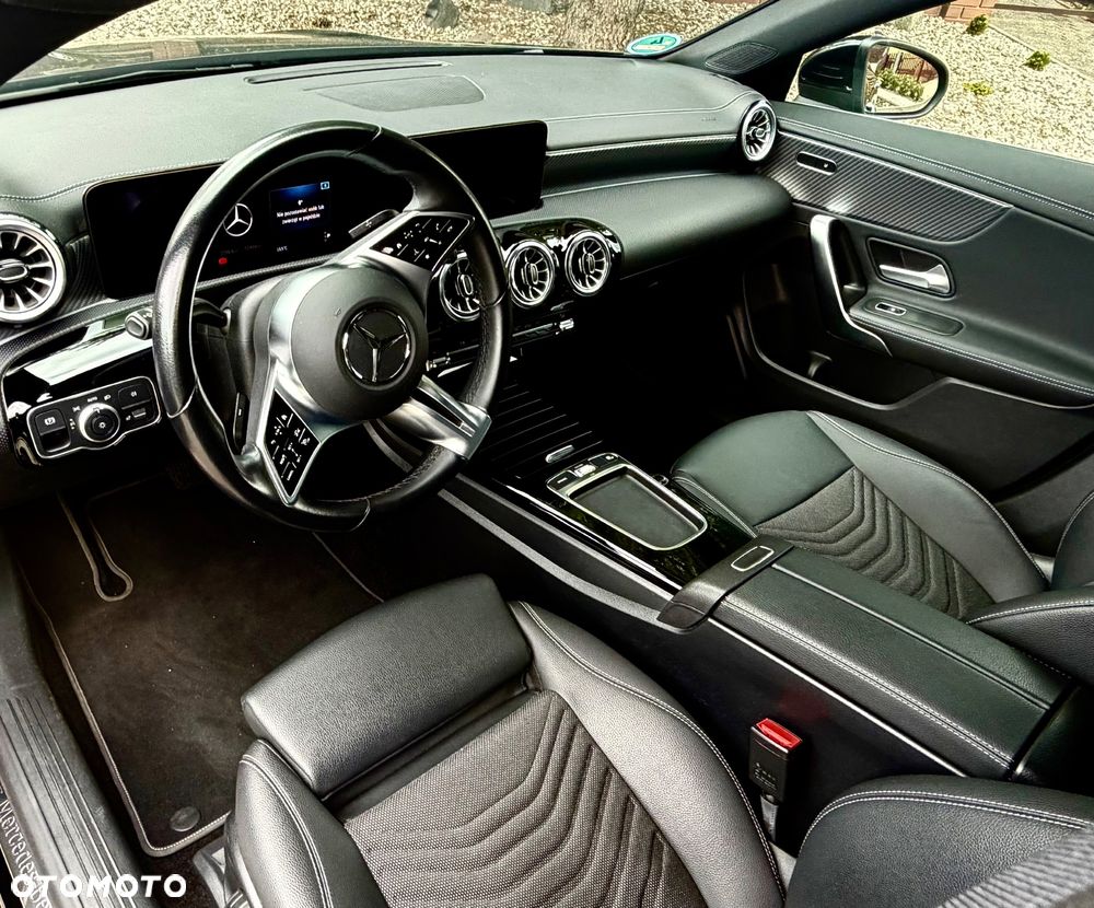 Mercedes-Benz CLA 180 d 8G-DCT Special Edition - 13