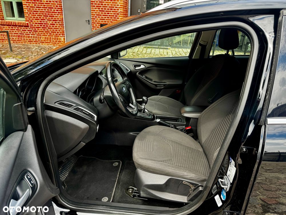 Ford Focus 1.5 TDCi DPF Start-Stopp-System Titanium - 16