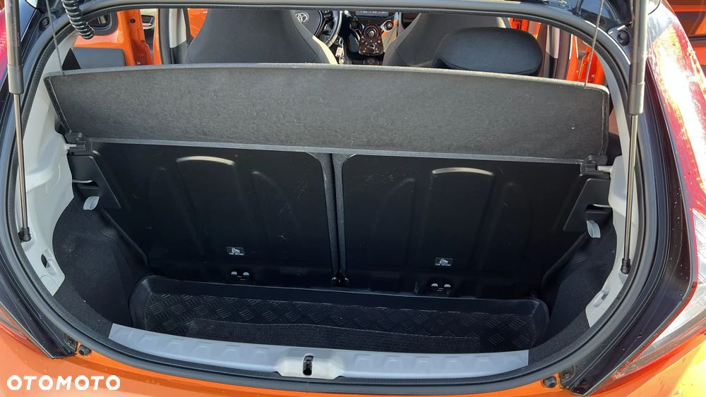 Toyota Aygo x-cite - 5