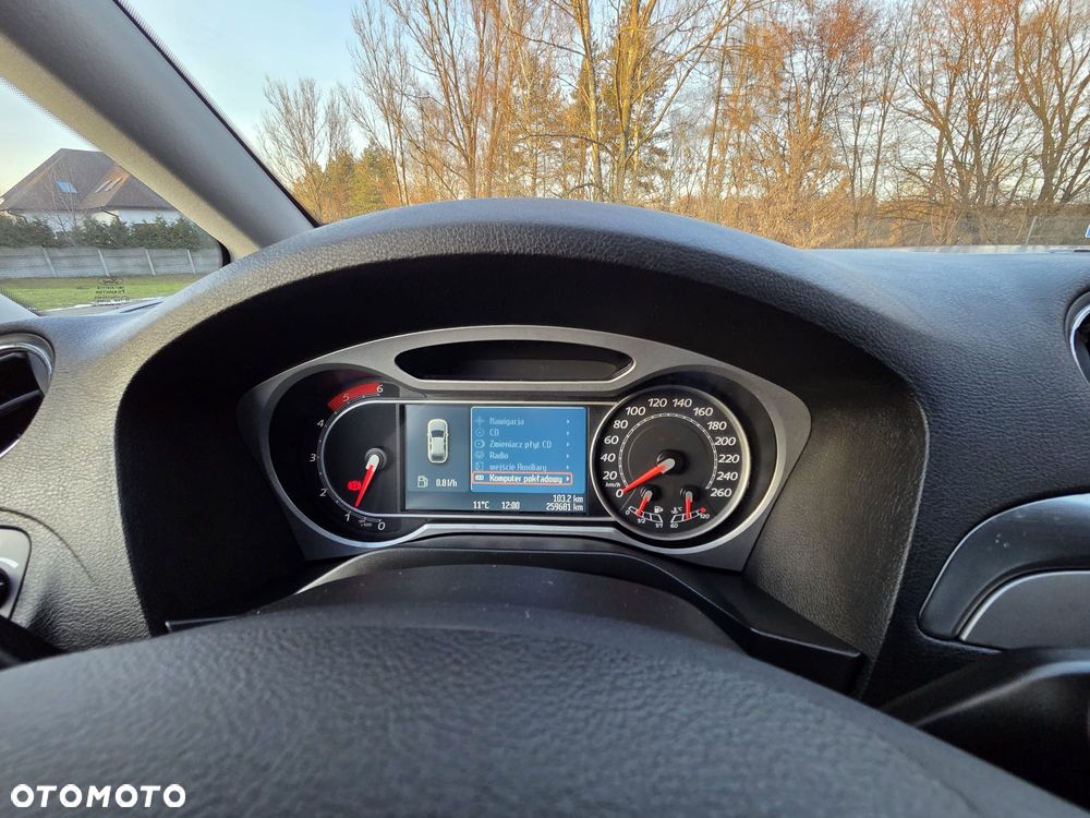 Ford S-Max 2.2 TDCi DPF Titanium - 10