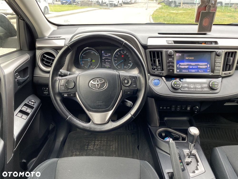 Toyota RAV4 Hybrid Premium 4x2 - 14