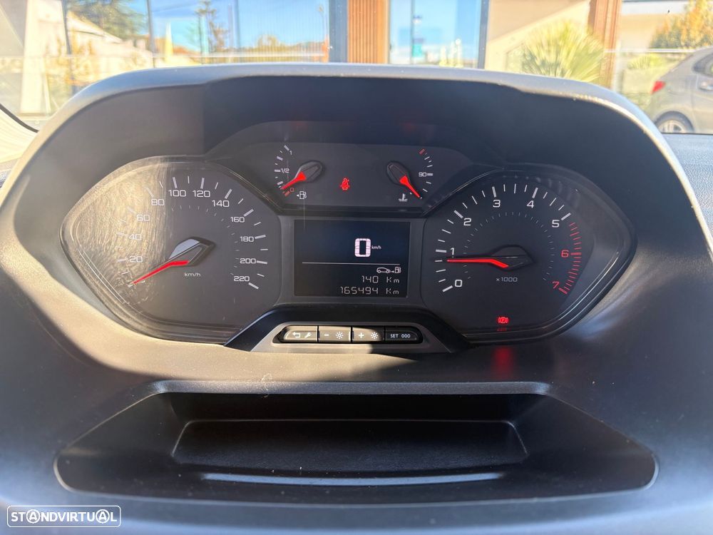 Peugeot Partner 1.5 BlueHDi Pro Standard - 23