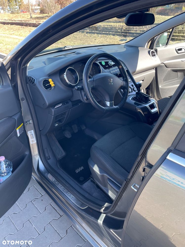 Peugeot 5008 1.6 HDi Premium - 19