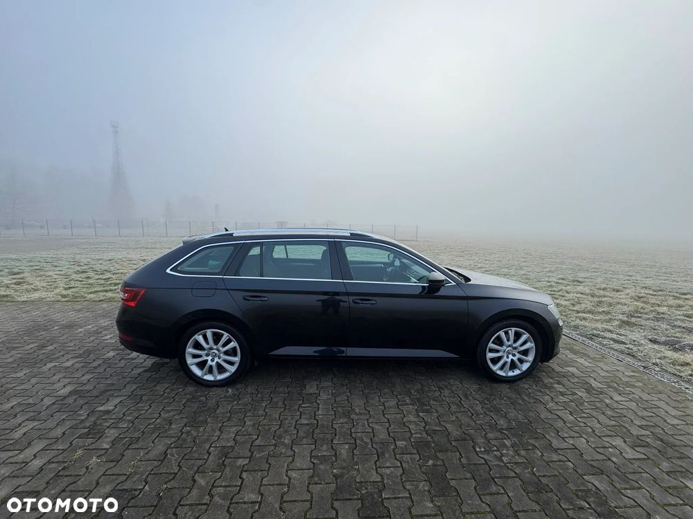 Skoda Superb 1.8 TSI Ambition DSG - 2