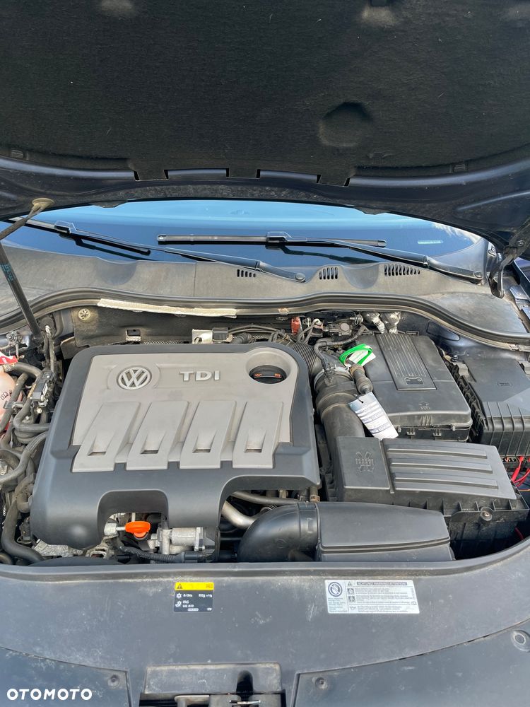 Volkswagen Passat 2.0 Blue TDI SCR Comfortline - 11