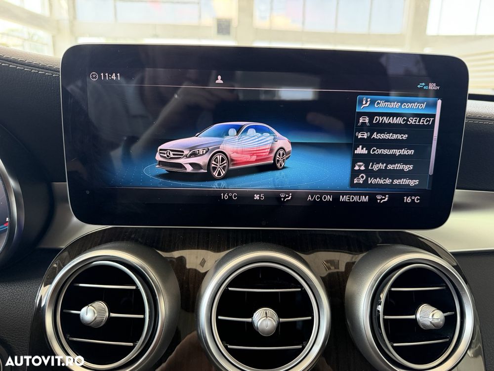 Mercedes-Benz C 220 d 4Matic 9G-TRONIC AMG Line - 25