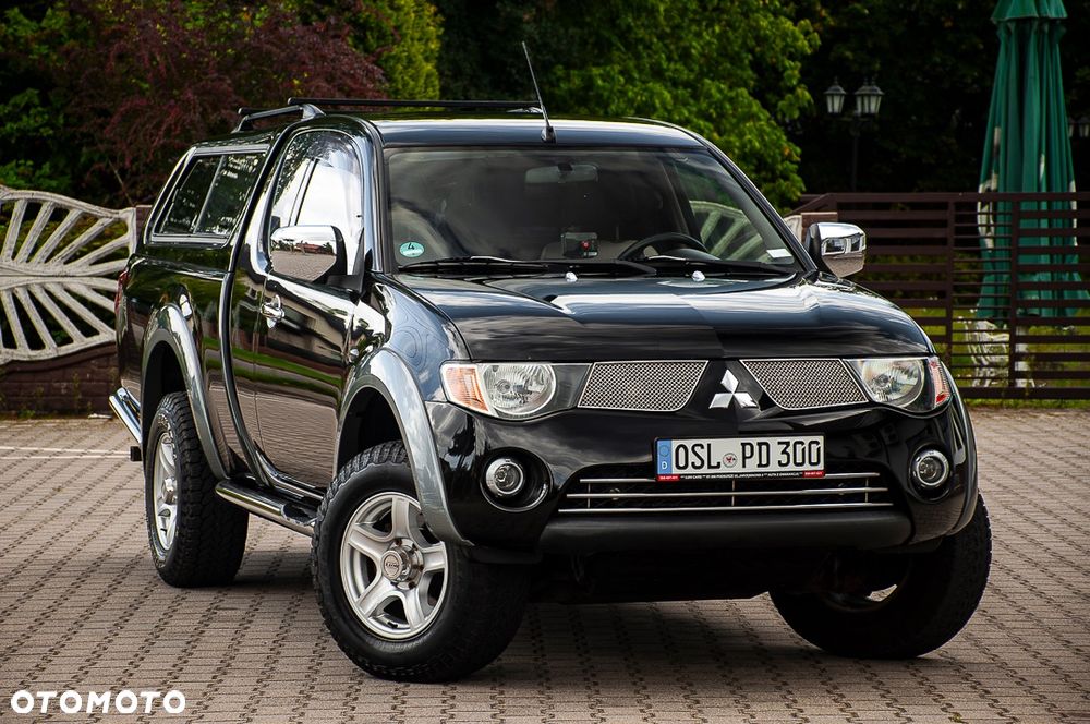 Mitsubishi L200 Pick Up 4x4 Intense Club Cab - 27