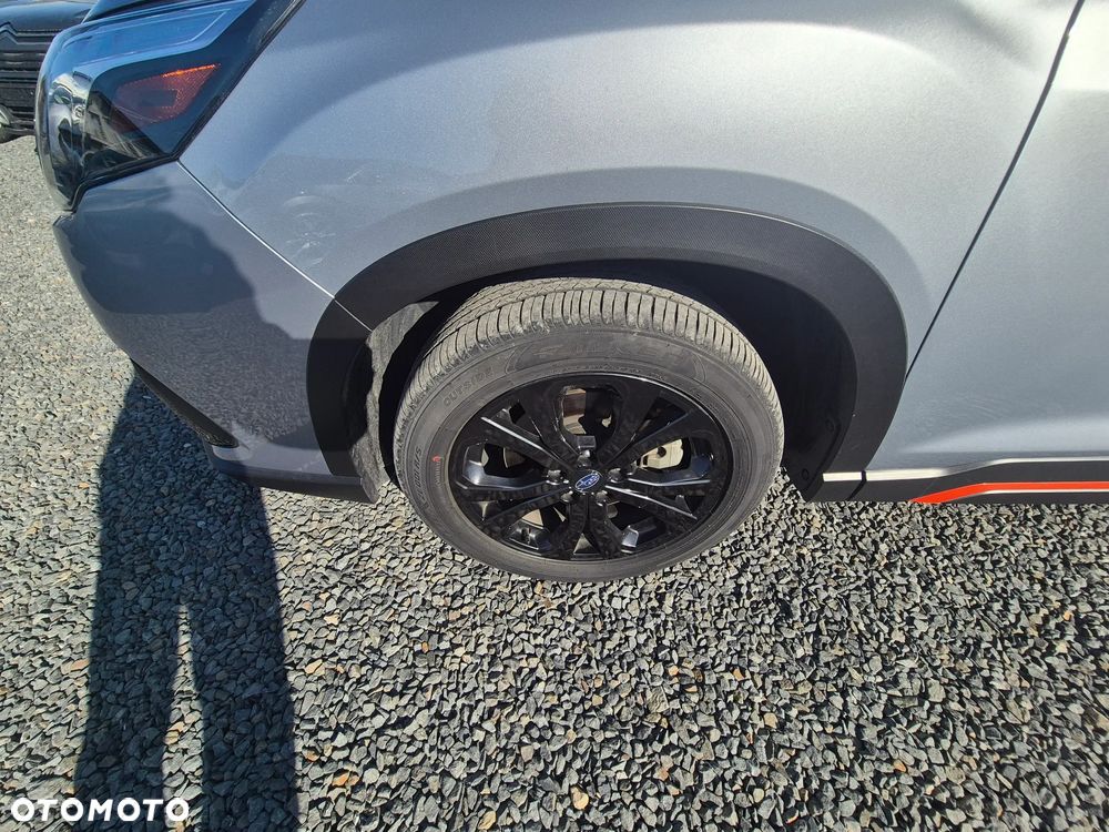 Subaru Forester 2.0XT Lineartronic Sport - 38