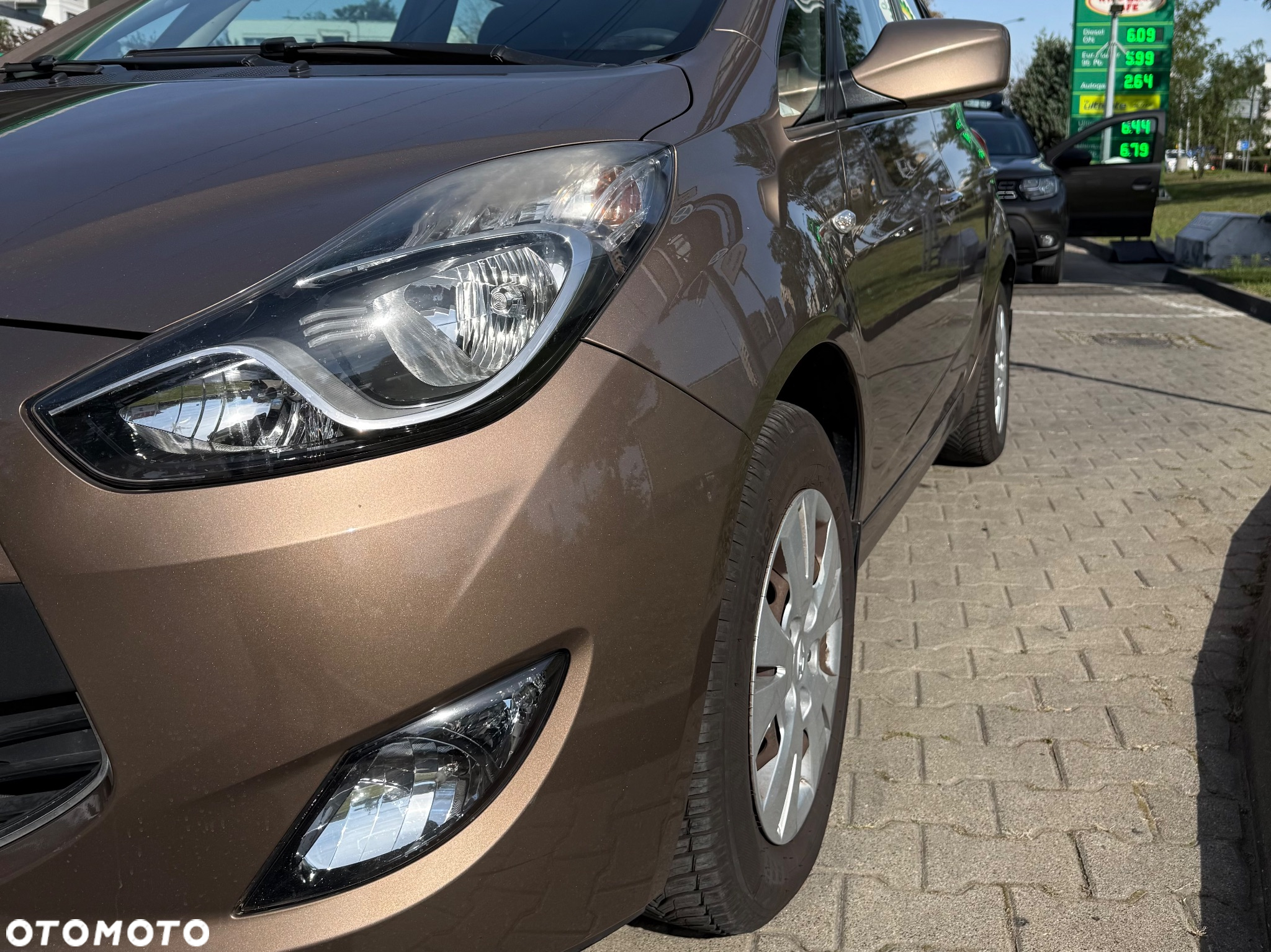 Hyundai ix20 1.4 Classic + - 10