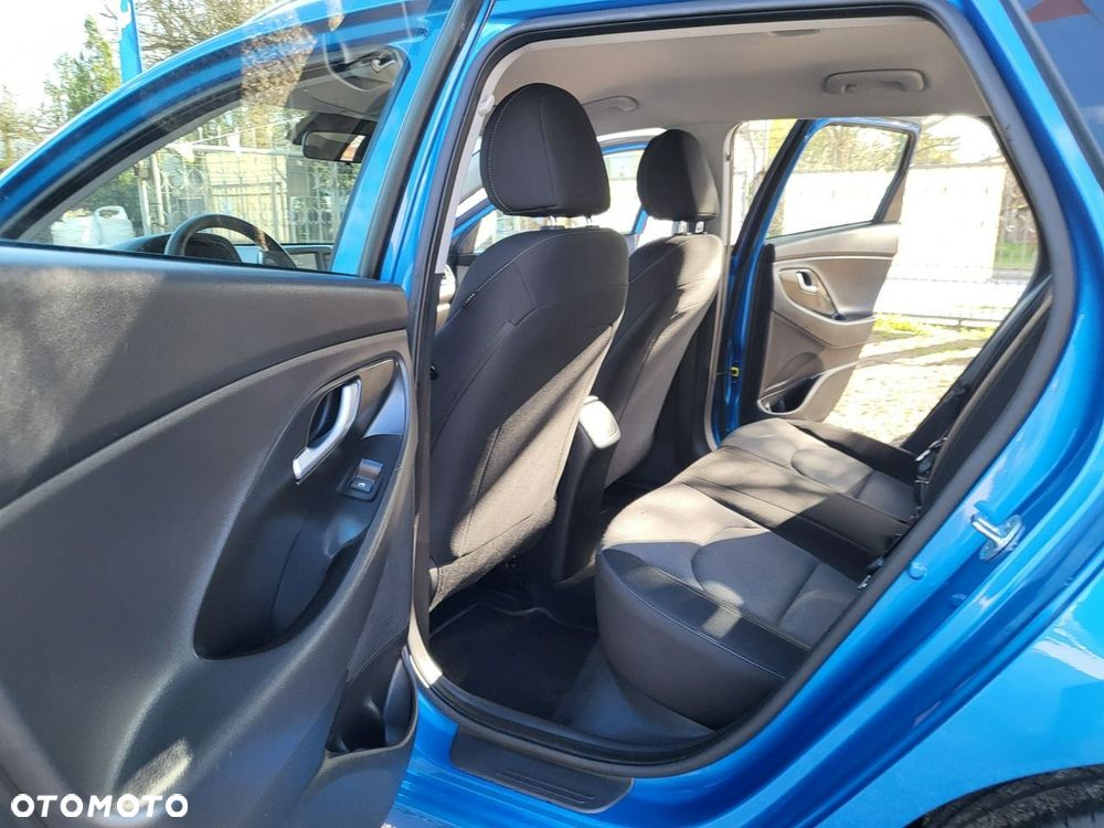 Hyundai i30 - 16