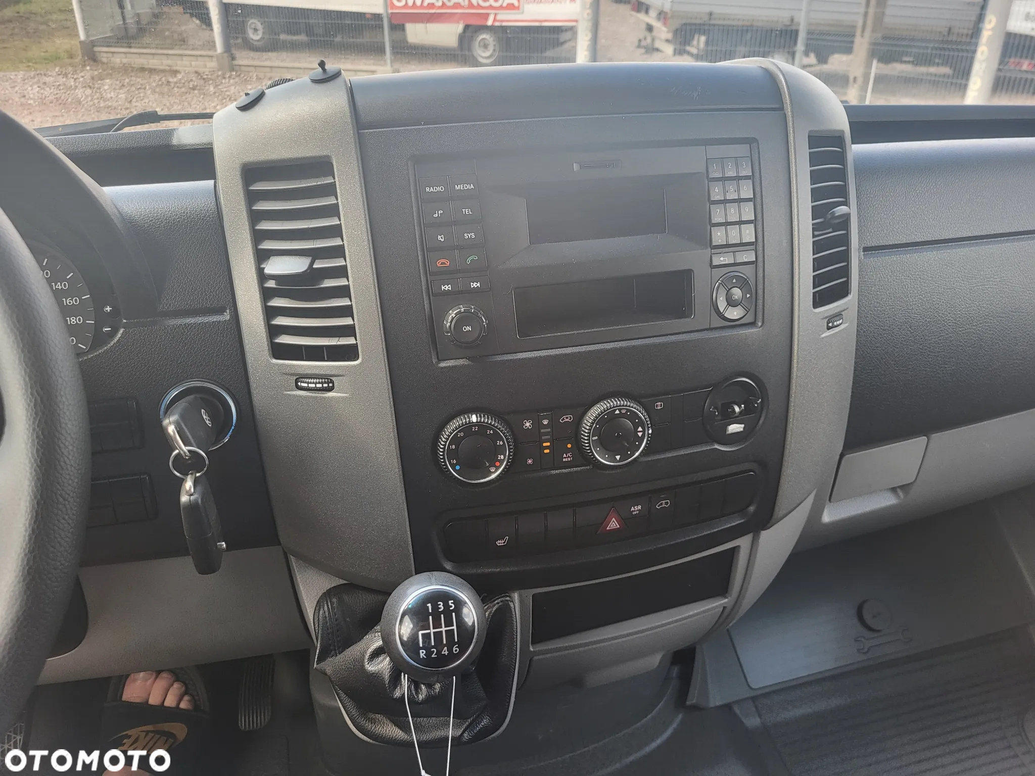 Volkswagen Crafter - 29