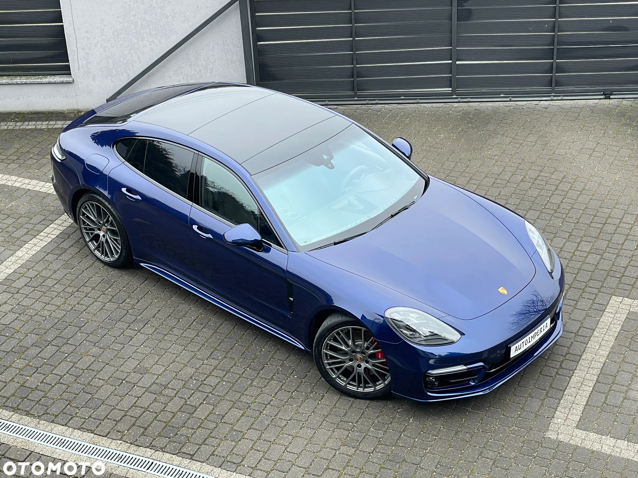 Porsche Panamera GTS - 4