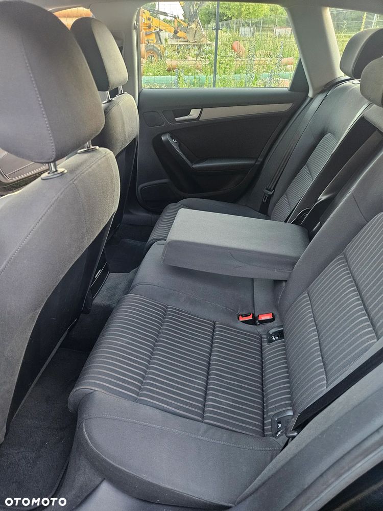 Audi A4 Avant 2.0 TDI DPF Ambiente - 40